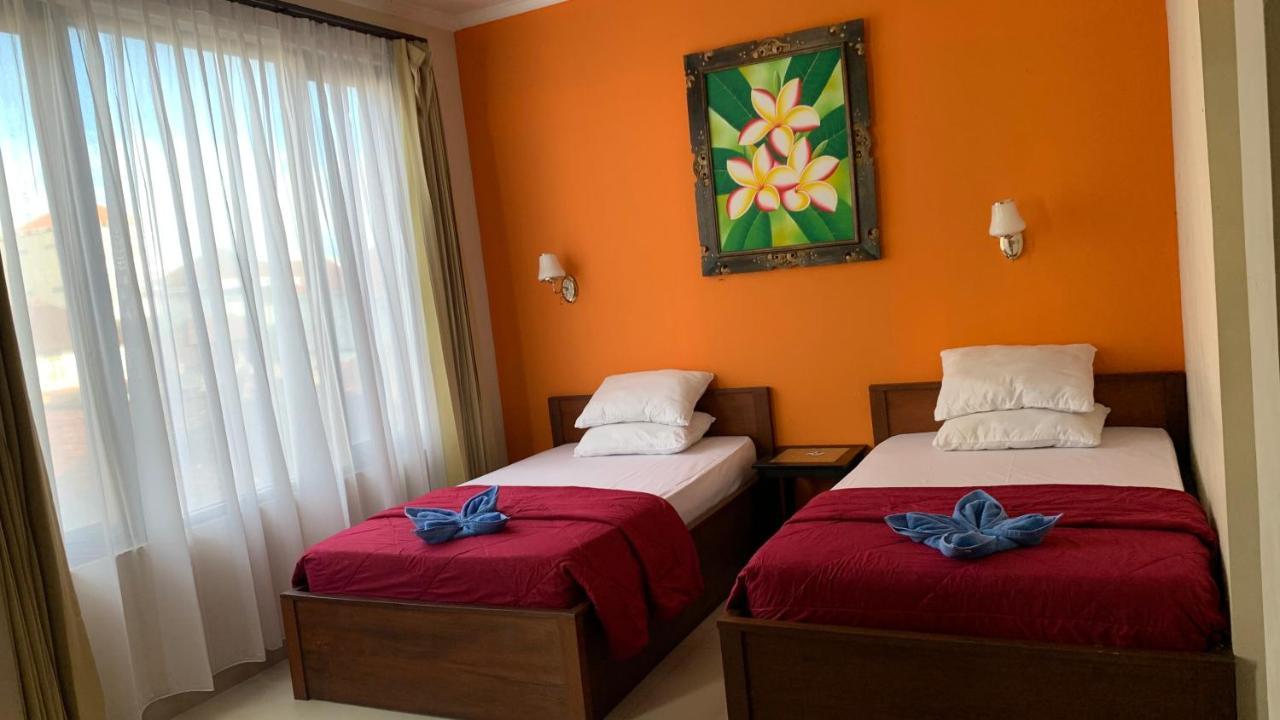 Taxa Uma Guest House Kuta  Exterior photo